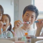 歯周病は家族にうつるってホント？予防＆家族でできるケア方法